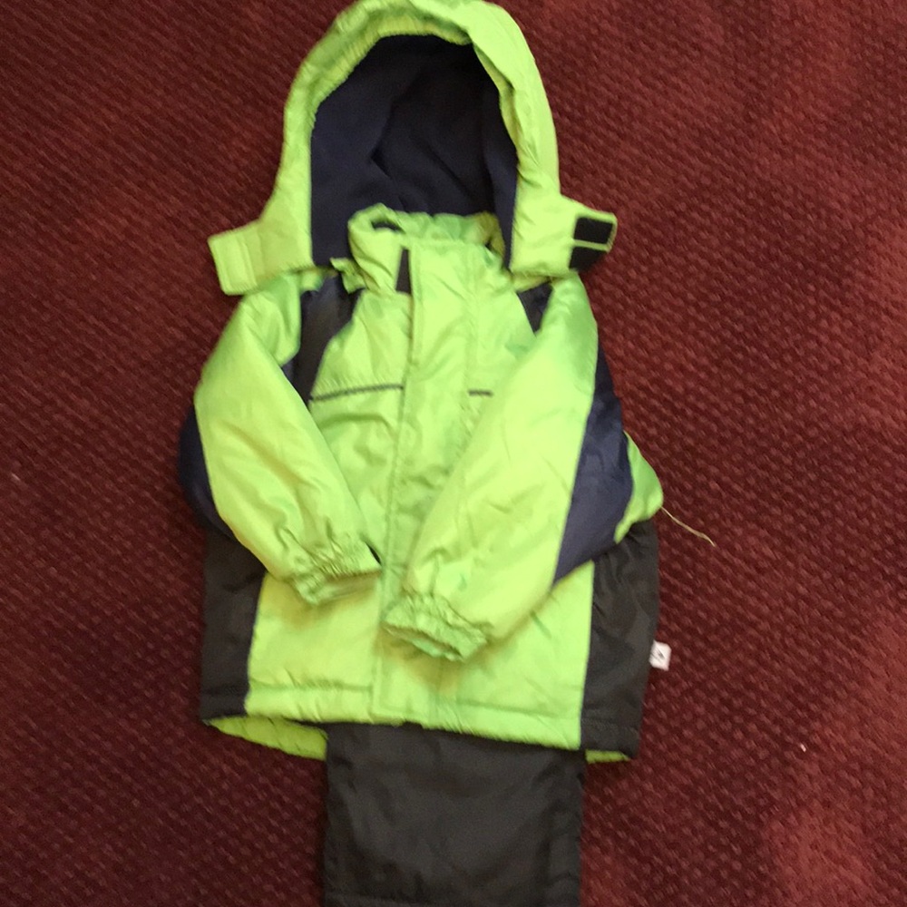 Black blue and green 2-piece snow suit